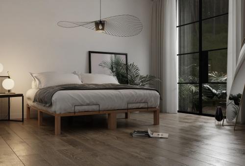 Artikelbild des Artikels “Kiefer massiv Holzbett Gigapur G56, naturbelassen, inkl. Lattenrost und Matratzenbügeln, Länge 200 cm “
